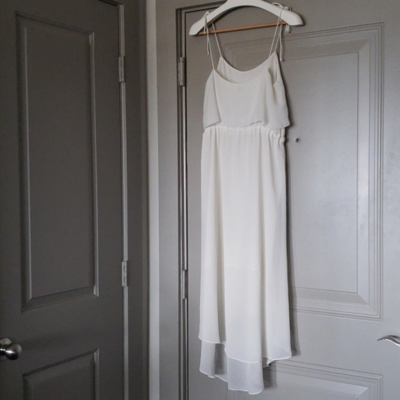 Dress - Picture 4 of 4